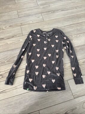 Honeydew Intimates Girls Charcoal Gray Top with Light Pink Hearts